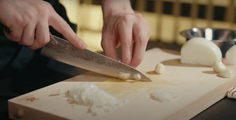Das beste Schneidebrett für japanische Messer