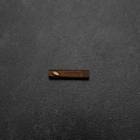 Stäbchenhalter aus Holz mit Muschelinlay – Sakura Braun