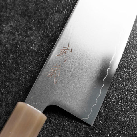 Gyuto SLD Kagami Hell-Rosa Büffelhorn und Ahornholz Griff 210mm-[Musashi]-[Japan-Küchenmesser]
