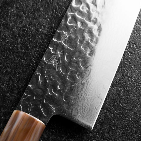 Gyuto VG-10 Kagami Tsuchime Damast Dunkelrosa Büffelhorn und Ahornholz Griff 210mm-[Musashi]-[Japan-Küchenmesser]