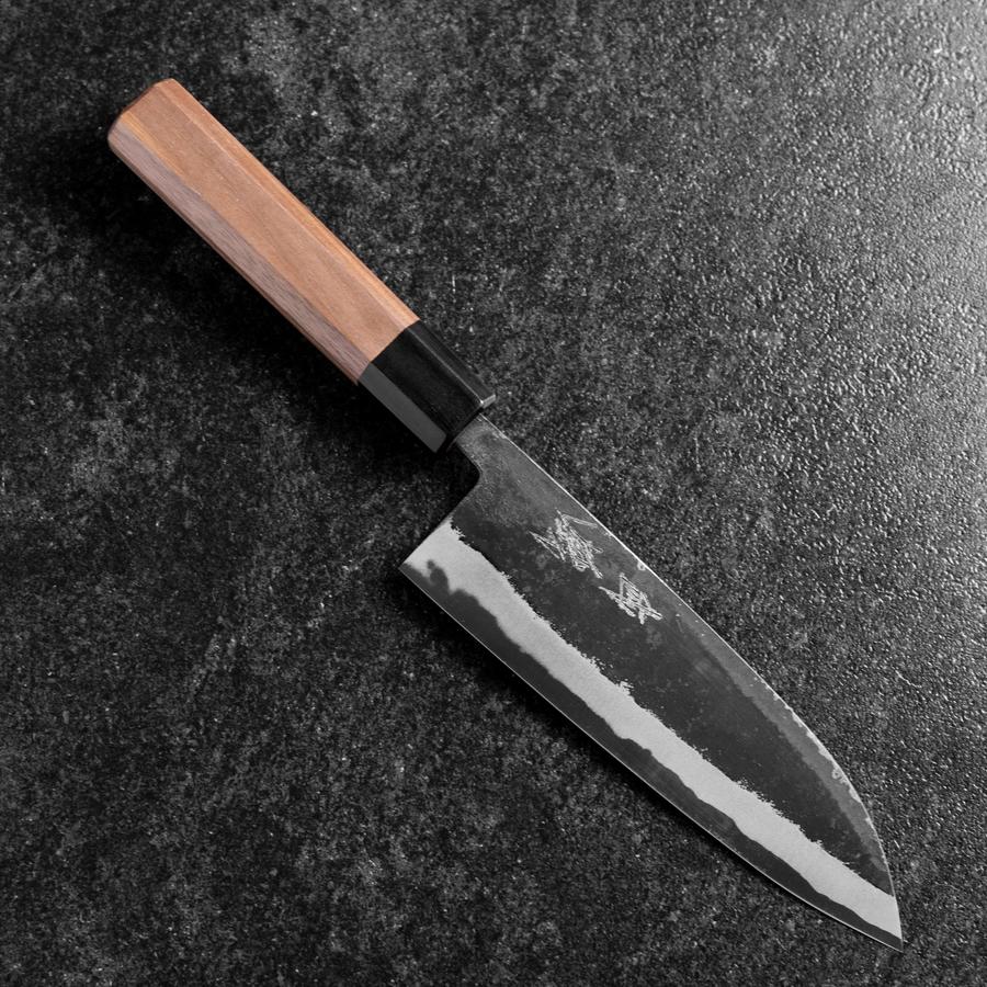 Santoku Blue Steel #2 Edelstahlummantelung Kurouchi Büffelhorn und Walnussholz Griff 165mm-[Musashi]-[Japan-Küchenmesser]