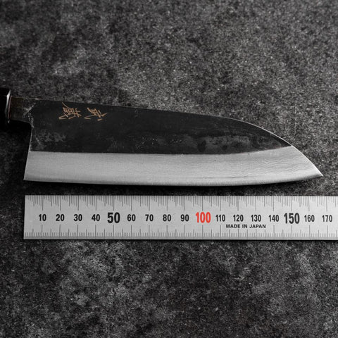 Santoku Blue Steel #2 Kurouchi Damast Büffelhorn und Walnussholz Griff 165mm-[Musashi]-[Japan-Küchenmesser]