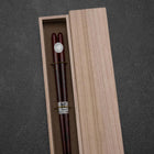 Urushi Ariake Rote Lackierte Essstäbchen 210mm mit Paulownia-Holzbox-[Musashi]-[Japan-Küchenmesser]