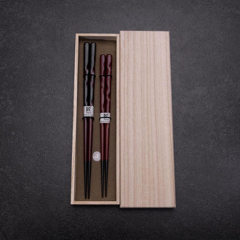 Urushi Hori Benkei Lacquered Wooden Chopsticks Set 210mm Red and 230mm Black with Paulownia Wooden Box (8.3”)-[Musashi]-[Japan-Küchenmesser]